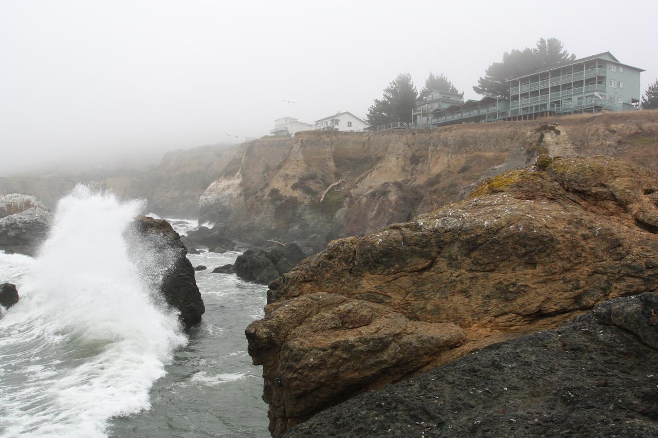 Inn Of The Lost Coast Shelter Cove Exteriör bild